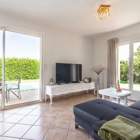 Villa Detached In Beautiful
