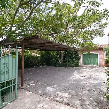 Detached In Beautiful *