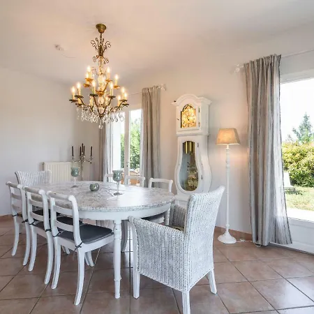 Detached In Beautiful Villa